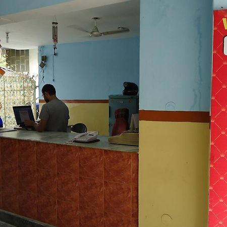 Hotel Green View Jammu Bagian luar foto