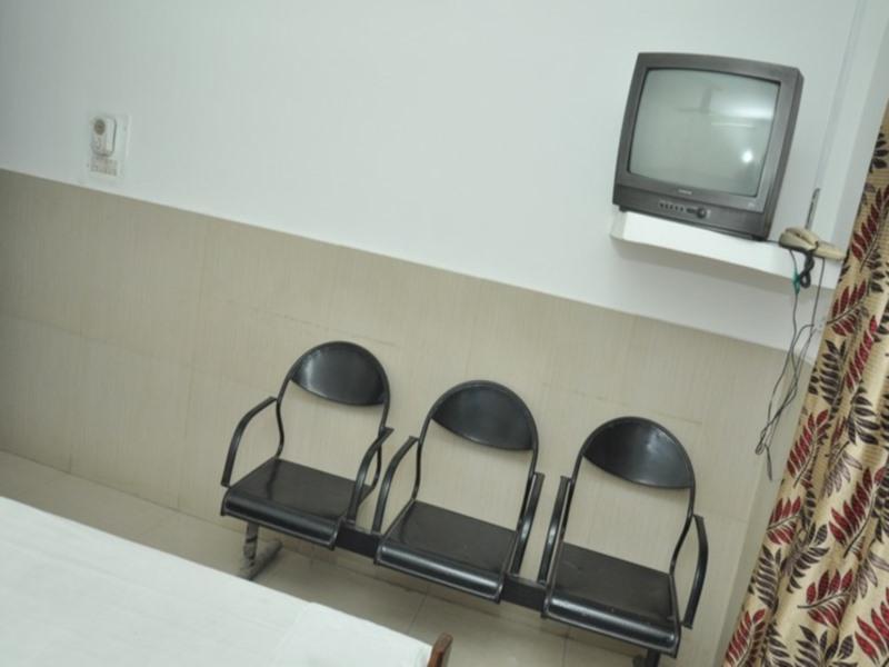 Hotel Green View Jammu Bagian luar foto