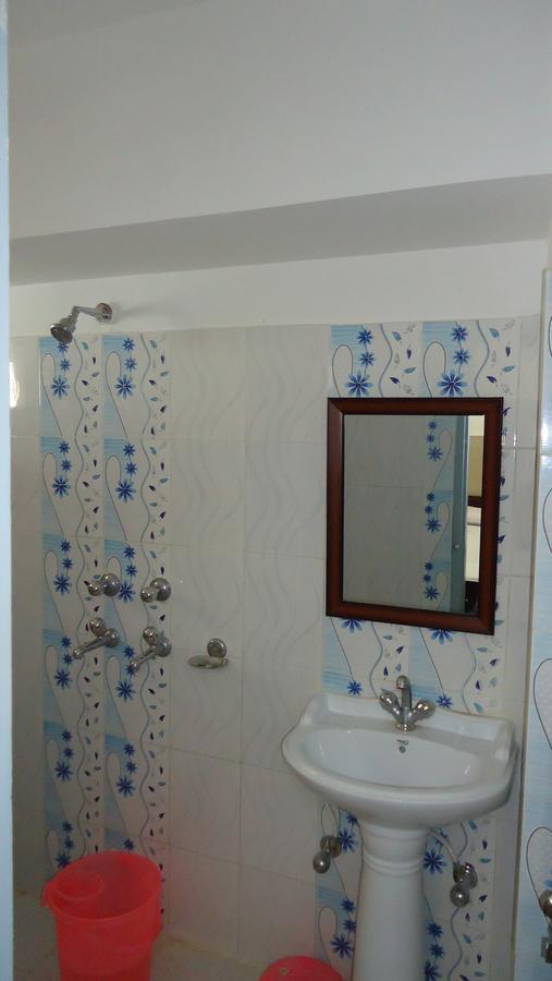 Hotel Green View Jammu Bagian luar foto